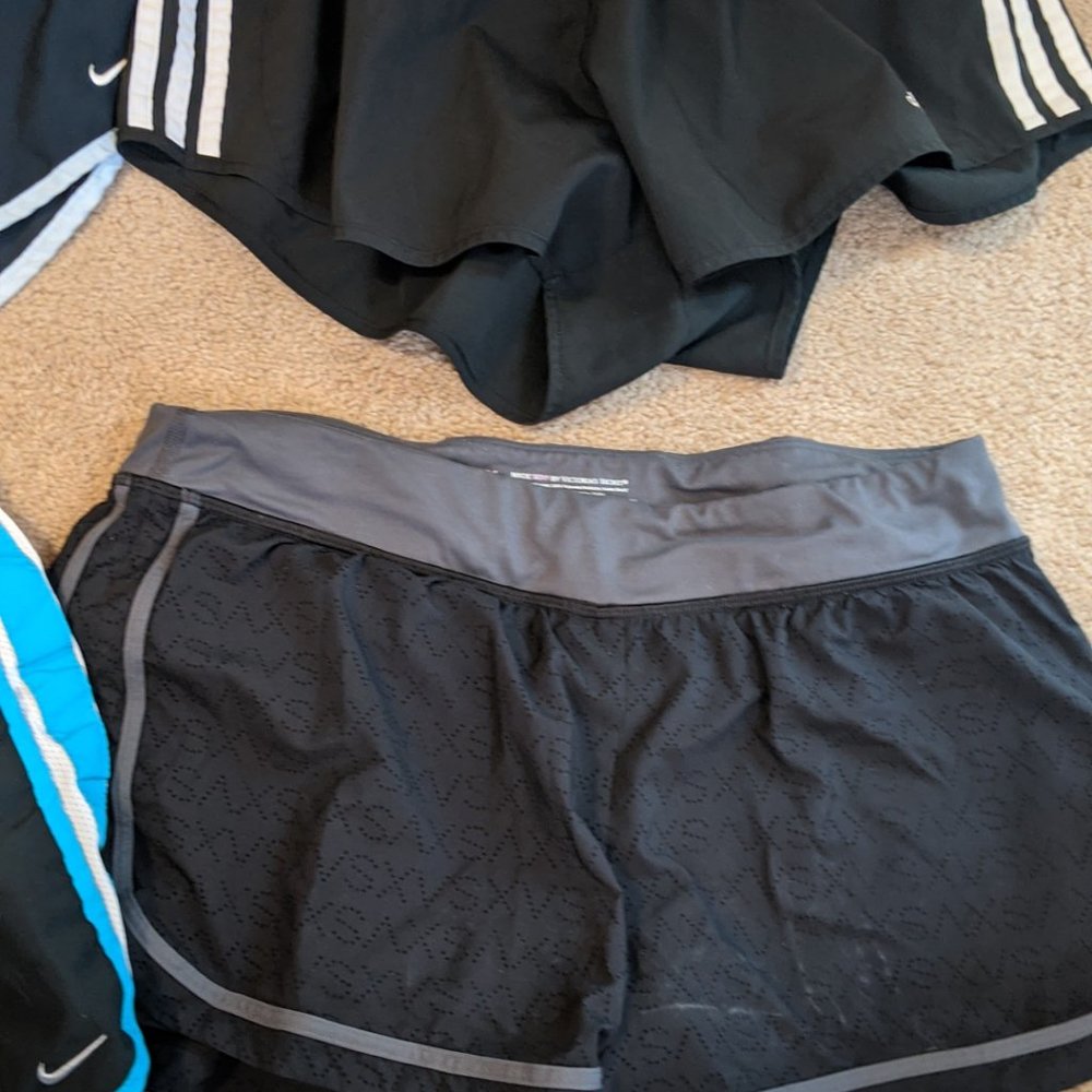 Activewear - Picture 6 of 7